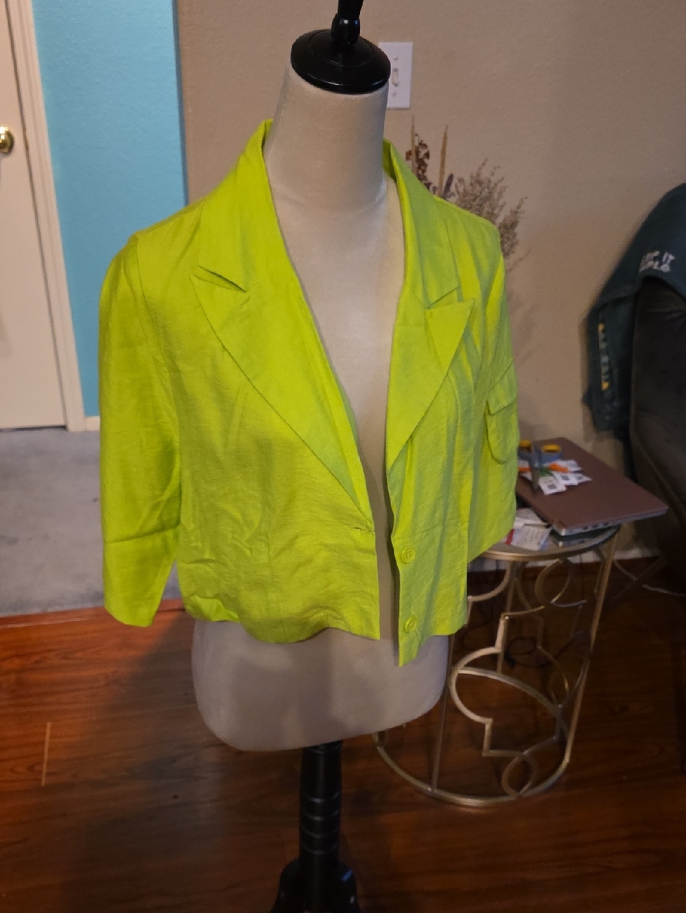 like an angel Neon Lime Cropped Blazer